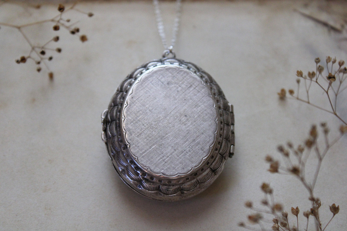 Of Wonder & Purity | Vintage Locket