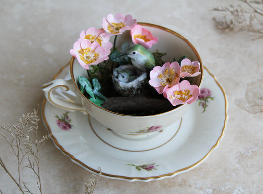 Roses & Hummingbirds | Teacup Sculpture