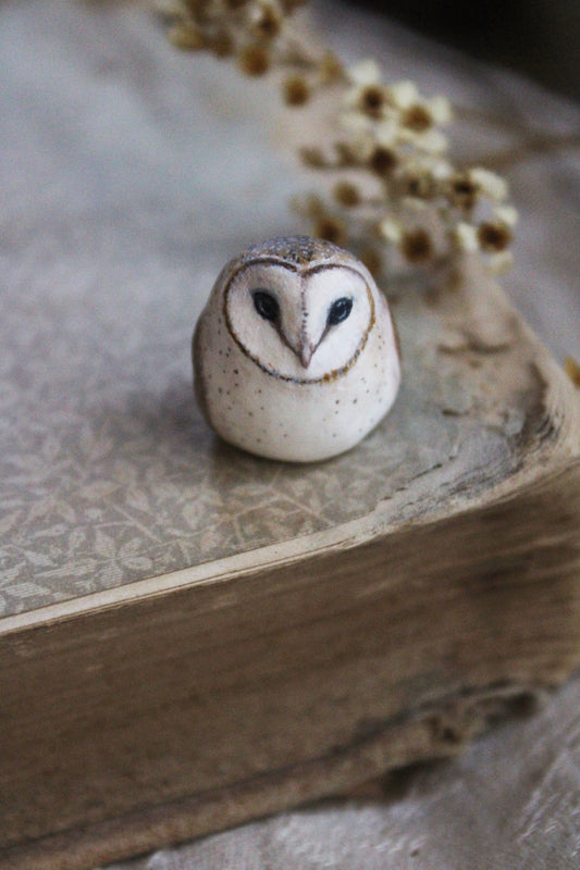 Barn Owl Totem | Figurine