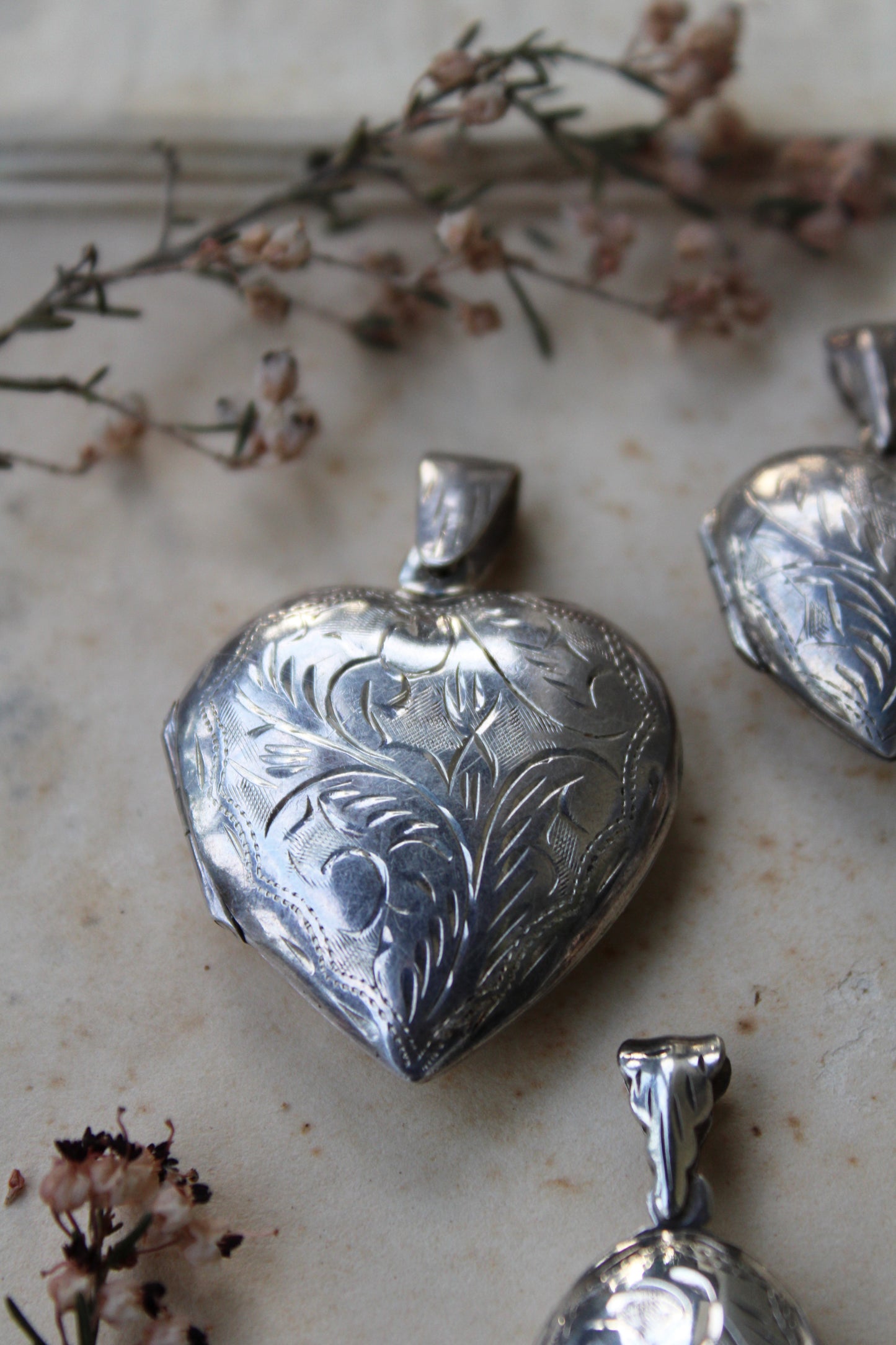 Barn Owl & White Foxgloves | Vintage Lockets