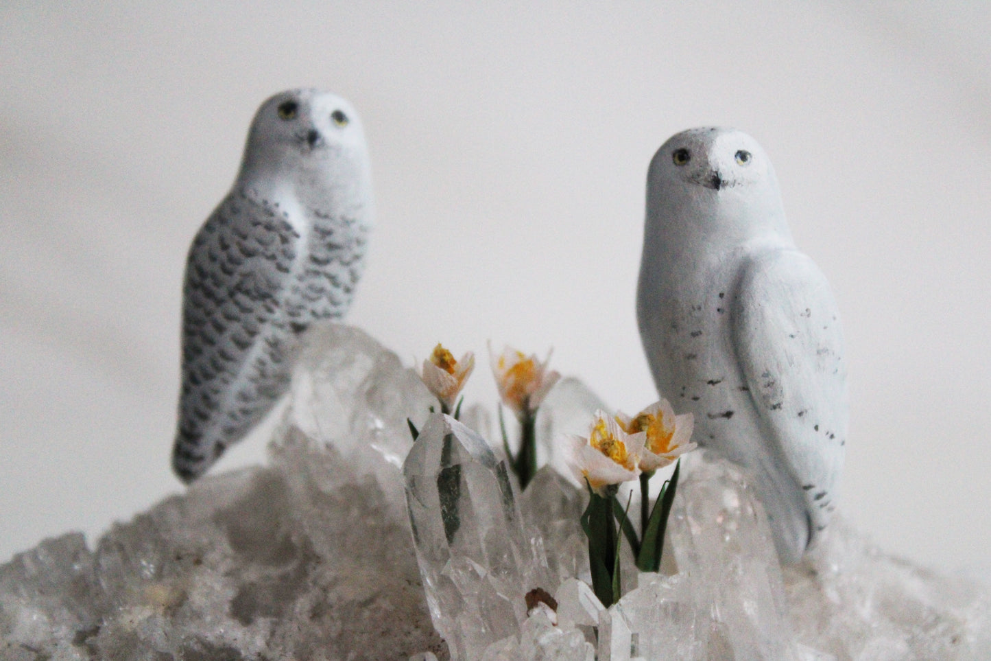Snowy Owls & Tulips | Crystal Sculpture