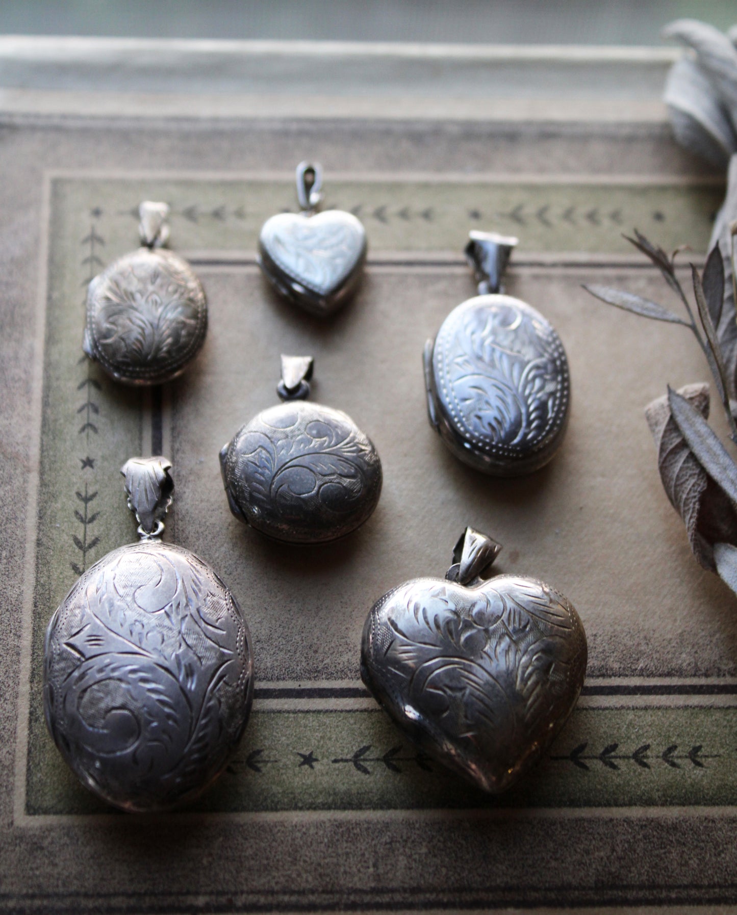 Barn Owl & Snowdrops III | Vintage Locket