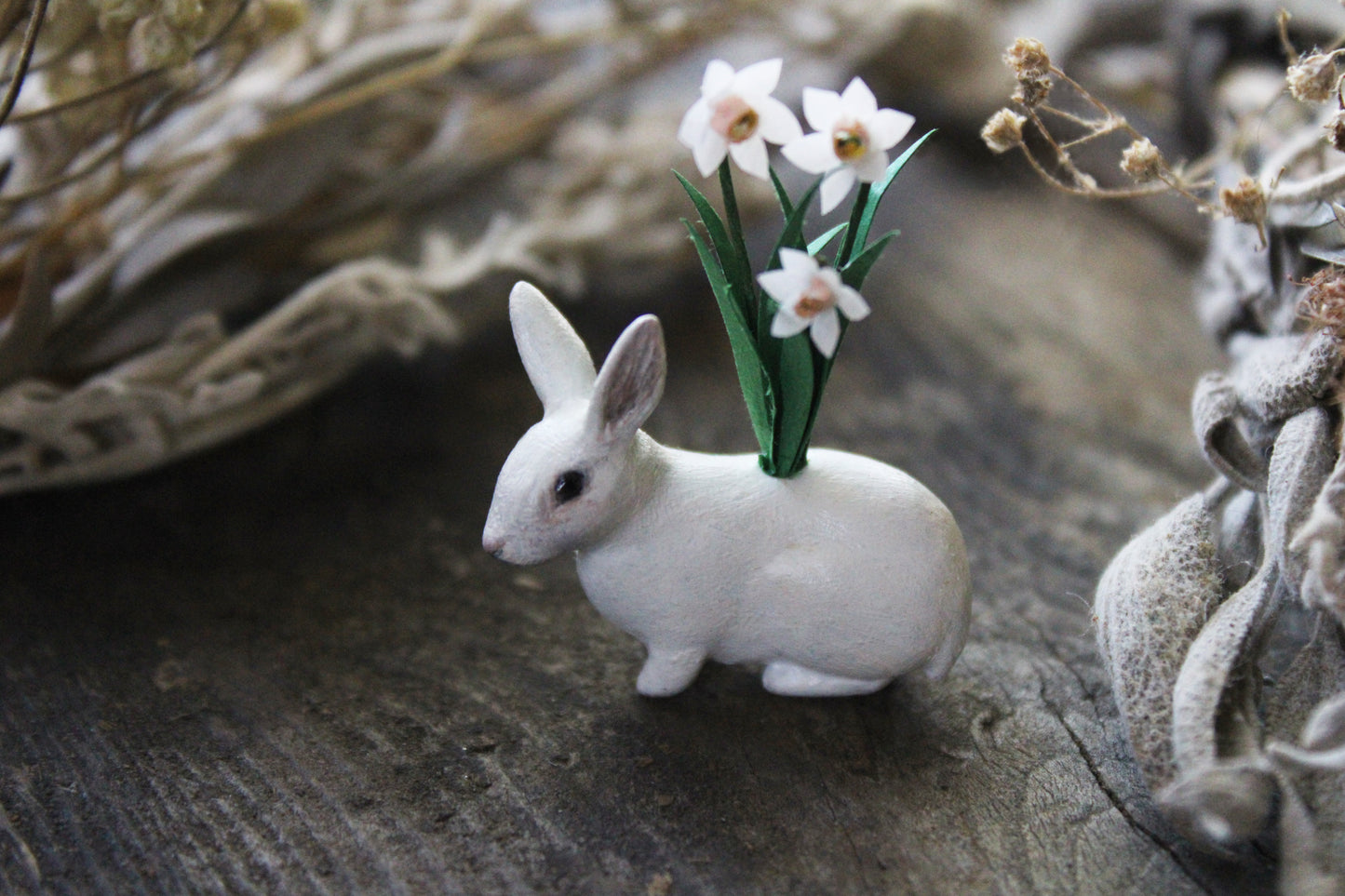 Daffodil Rabbit | Figurine