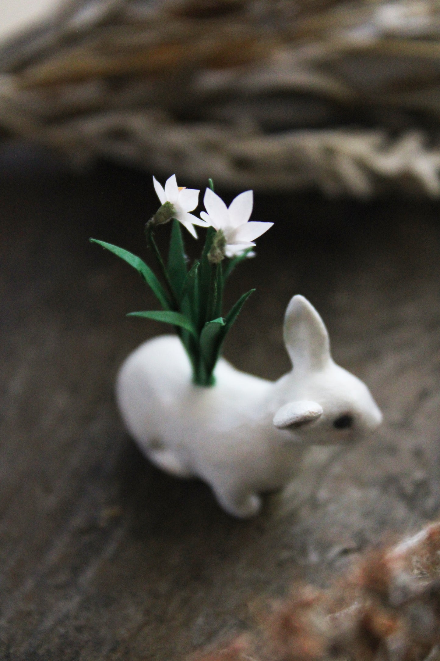 Daffodil Rabbit | Figurine