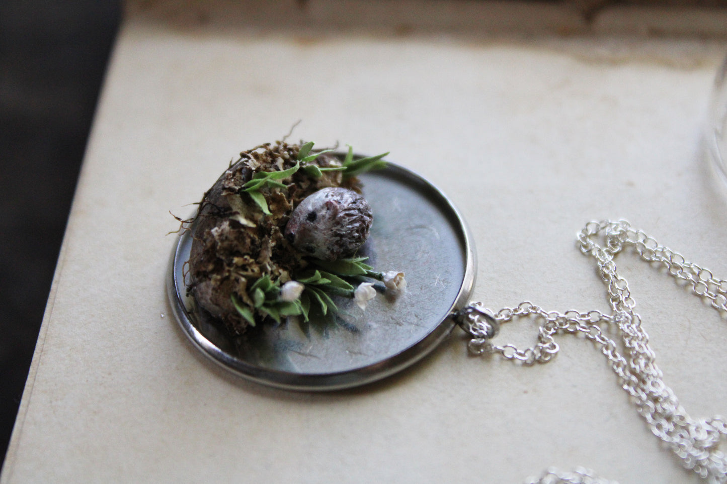 Hedgehog & Tulips | Glass Globe Necklace