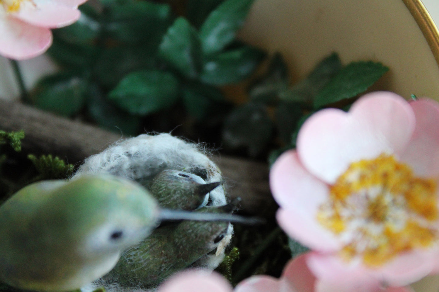 Roses & Hummingbirds | Teacup Sculpture