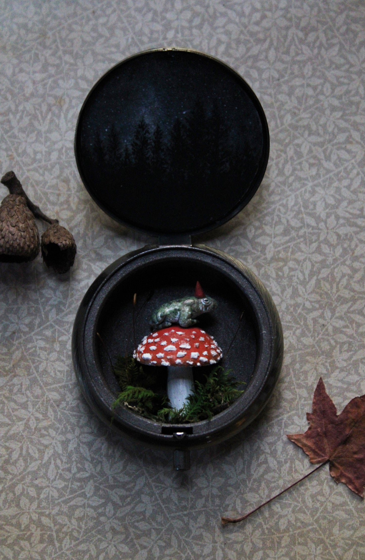 The Wizard Toad | Pocket Locket
